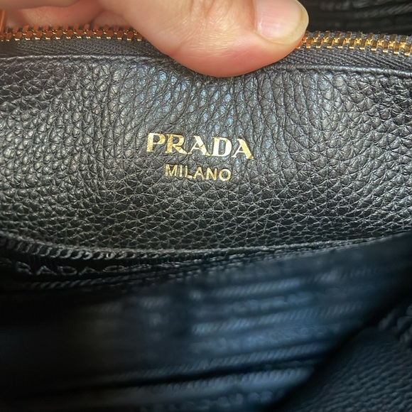 Prada Vitello Phenix Leather Handbag in Black - Picture 8 of 14
